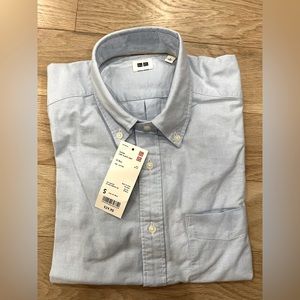 NWT Uniqlo slim fit blue Oxford men’s small